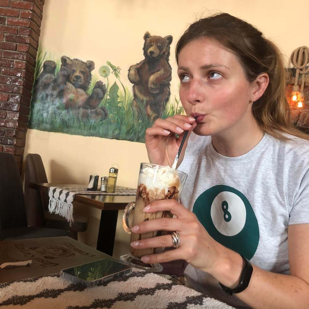 Meet your Posher, Julia
